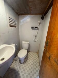 Shared Full Ocean View Bathroom